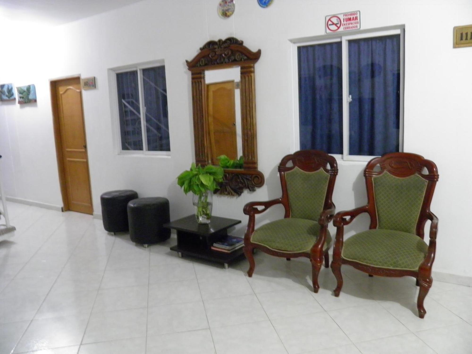 Blanco Mar Hotel — Photos 1